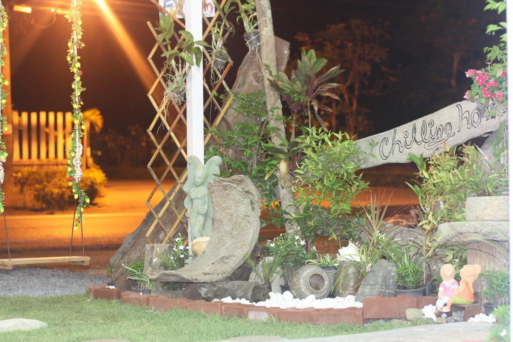 Just Chilling Home Ban Phang Phrao Екстер'єр фото